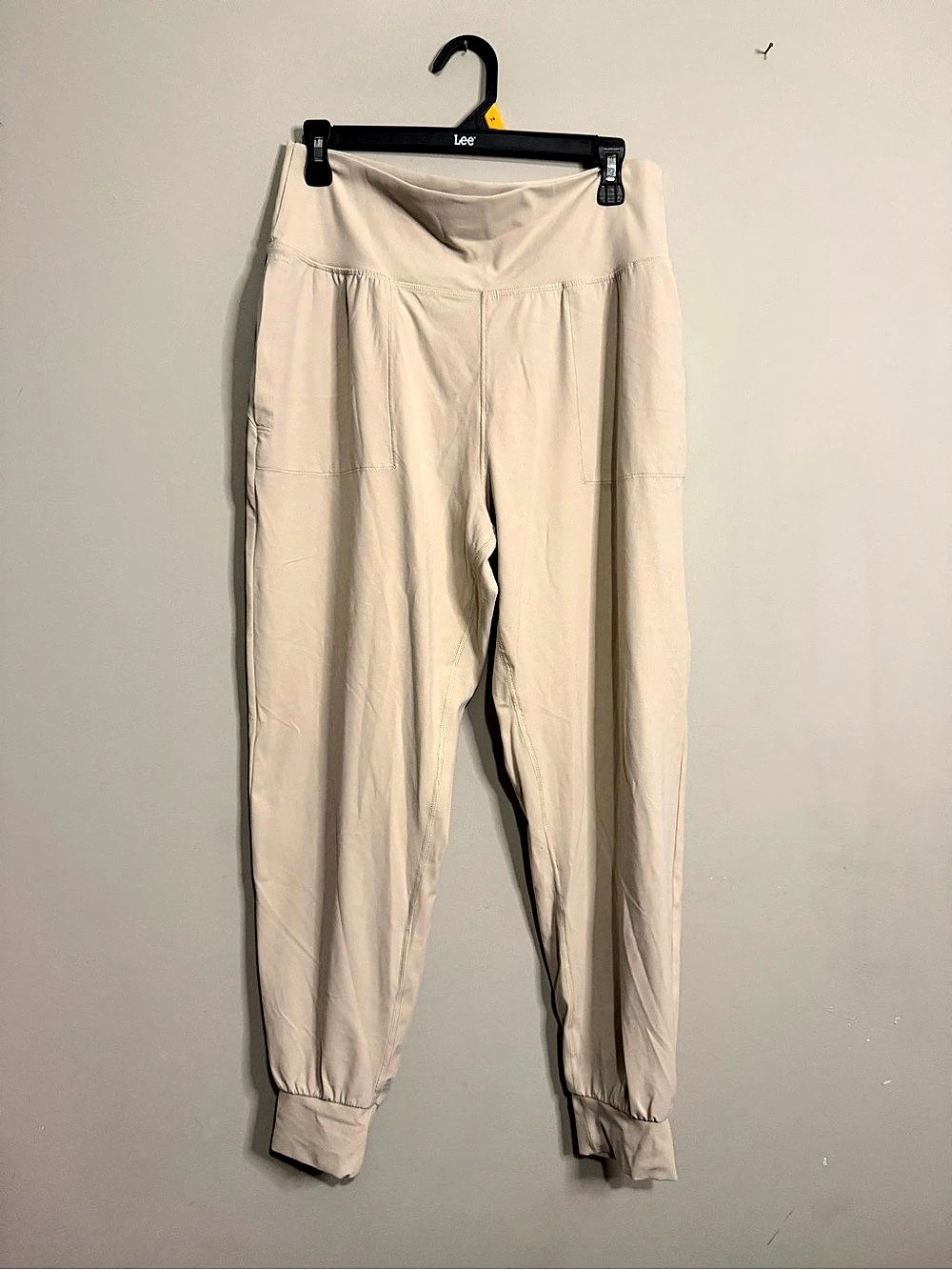 Crane Womens Jogger Pants in Cream Size Large